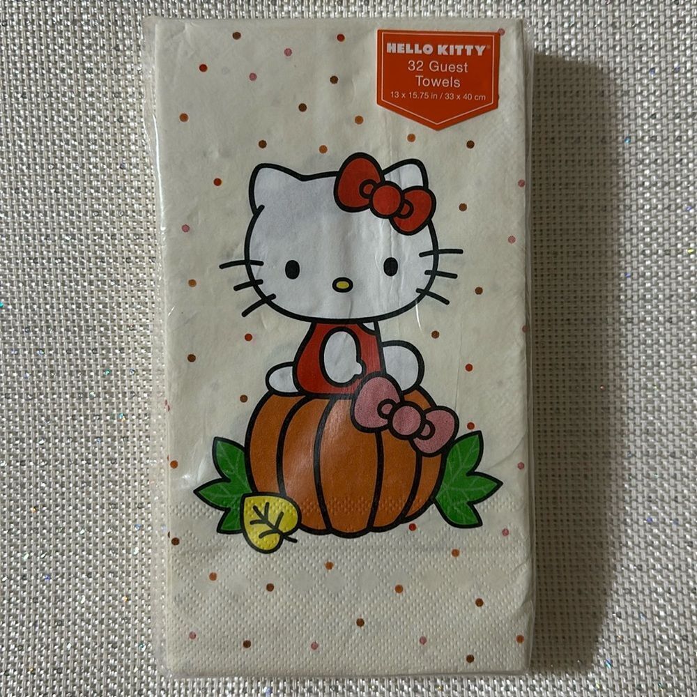 HELLO KITTY 32 Beige Orange Guest Paper Towel Napkins Fall Harvest Pumpkin Print
